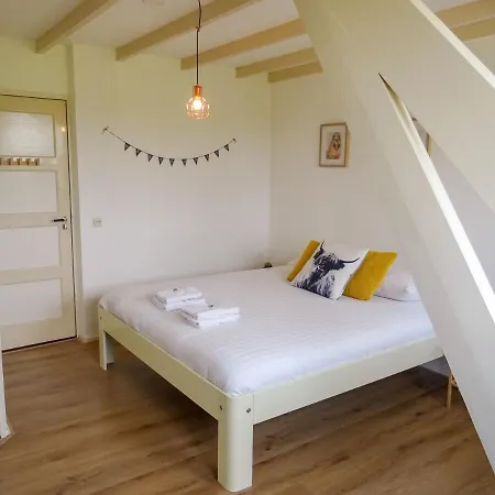 B&B Maas En Waal *